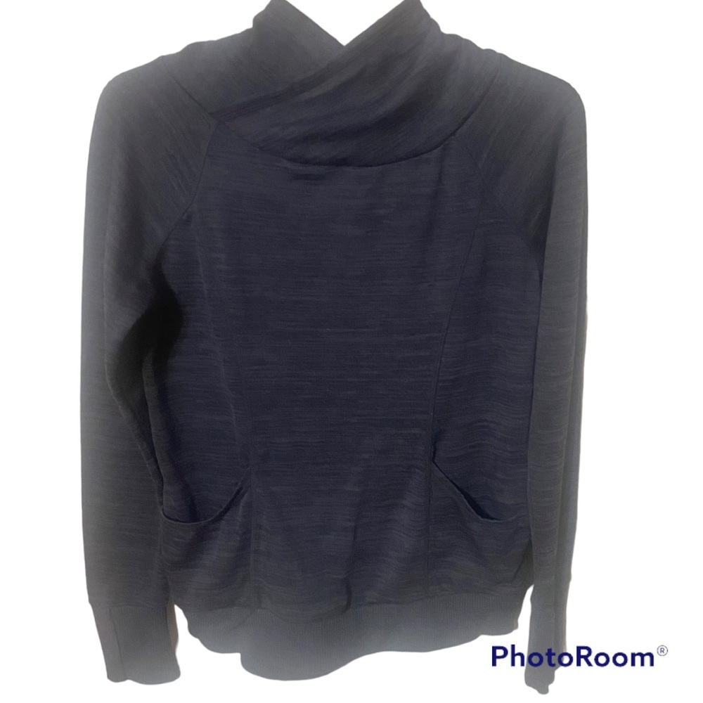 90 Degree by Reflex running sweatshirt